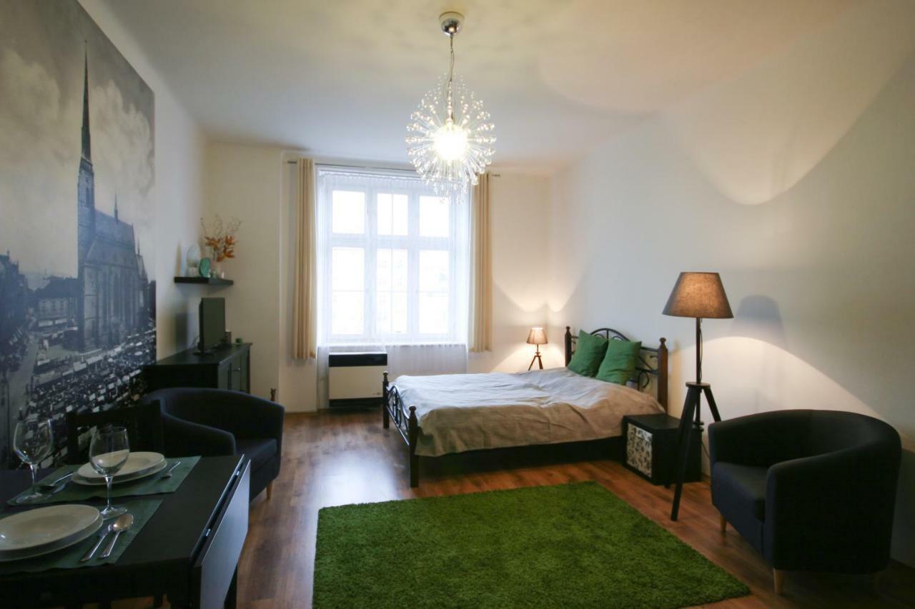 Apartman Mrakodrap 比尔森 外观 照片